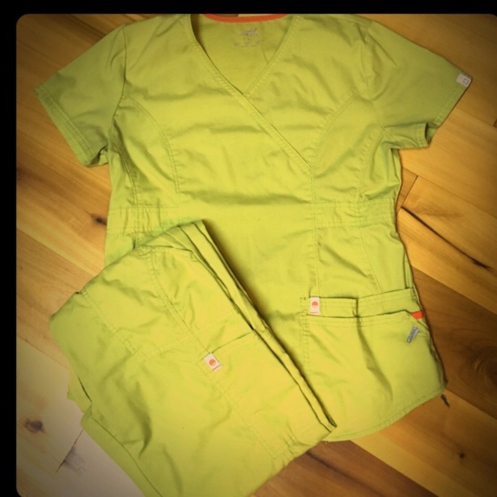 Code Happy Uniform Set